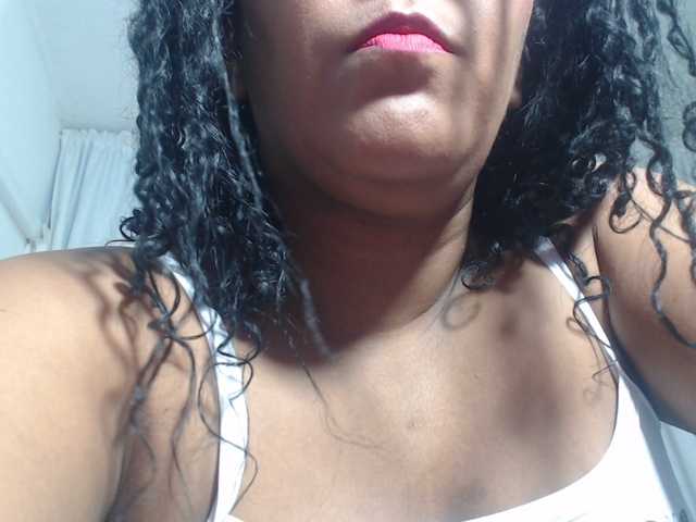 RACHELL-HOT