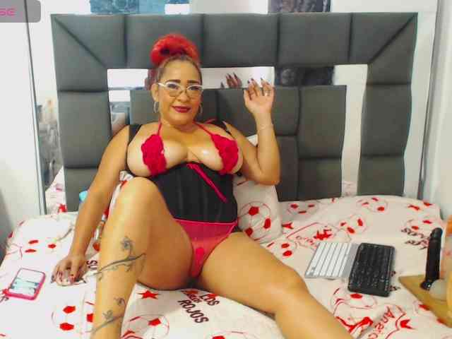 sweetgoddessbig webcam