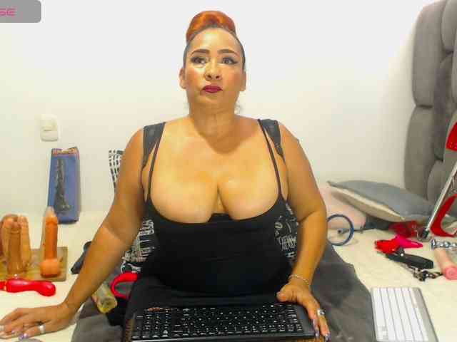 sweetgoddessbig webcam