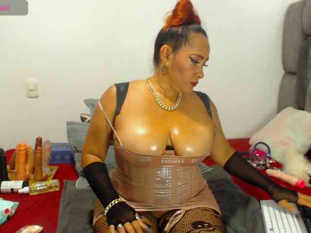 sweetgoddessbig webcam