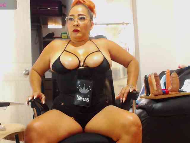 モデル: sweetgoddessbig