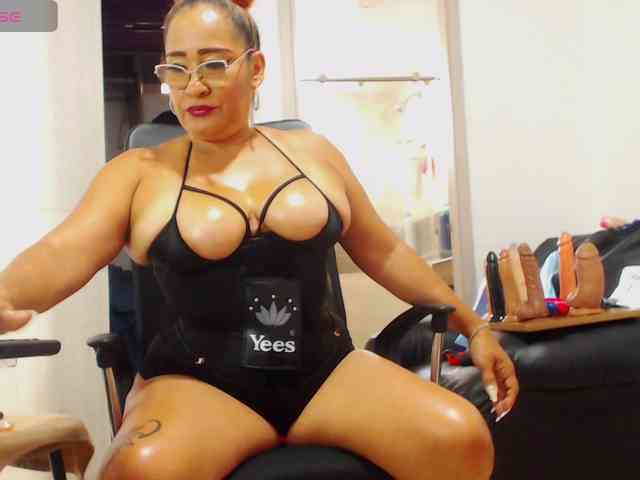 sweetgoddessbig webcam