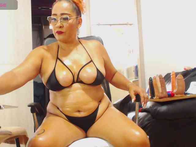 Model: sweetgoddessbig