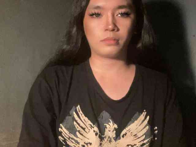 Maya-hera Live Webcam on BongaCams