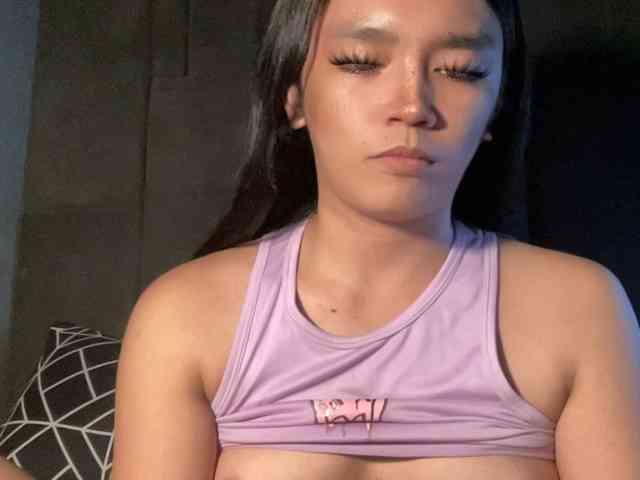 Maya-hera Live Webcam on BongaCams