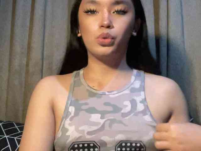 Maya-hera Live Webcam on BongaCams