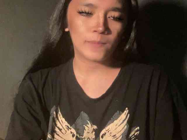 Maya-hera Live Webcam on BongaCams