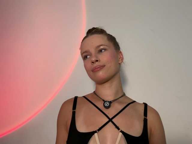 muIatkaa live cam on BongaCams