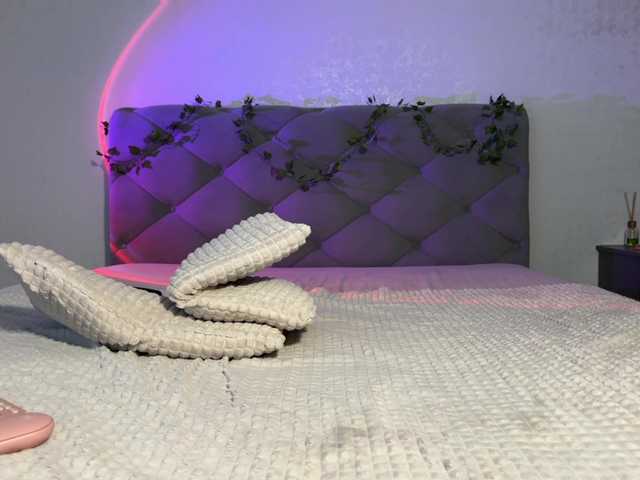 muIatkaa's BongaCams show and profile