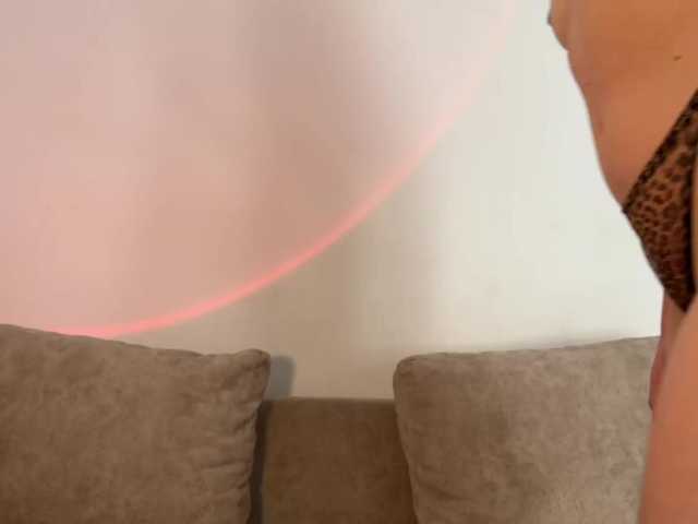 muIatkaa live cam on BongaCams