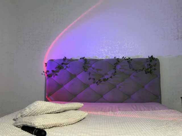 muIatkaa's BongaCams show and profile