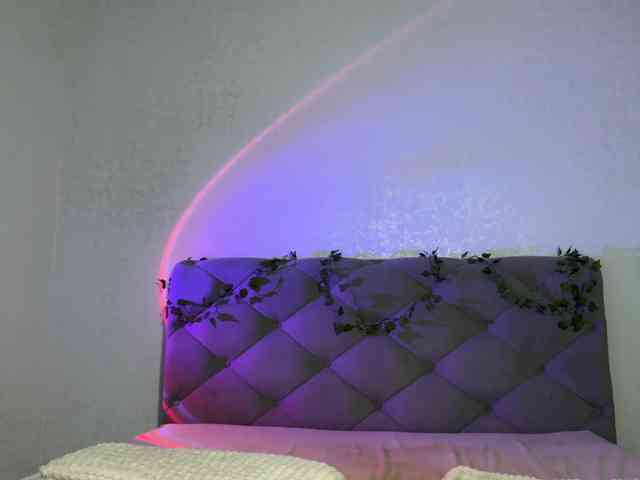 muIatkaa Sex Cam Show