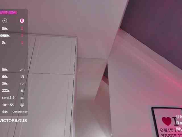 Miss-Tory webcam