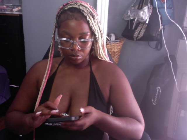 richoffeka- live cam on BongaCams