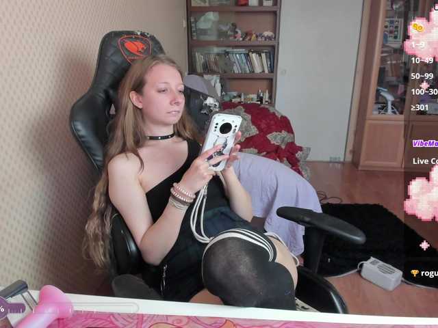 cuteMila — live female cam