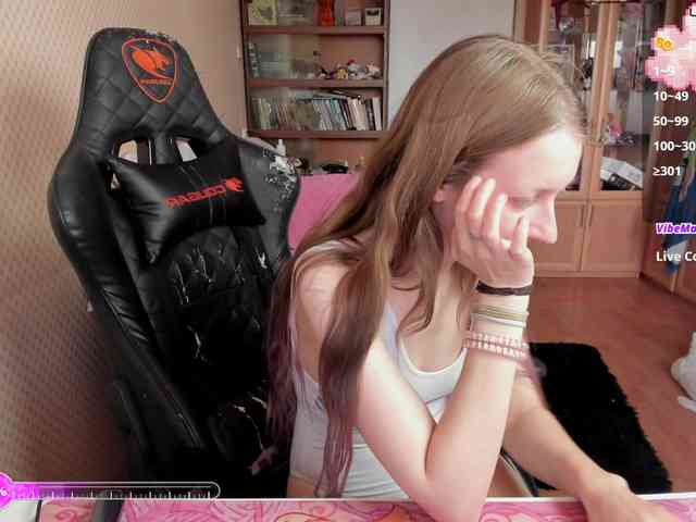 cuteMila webcam