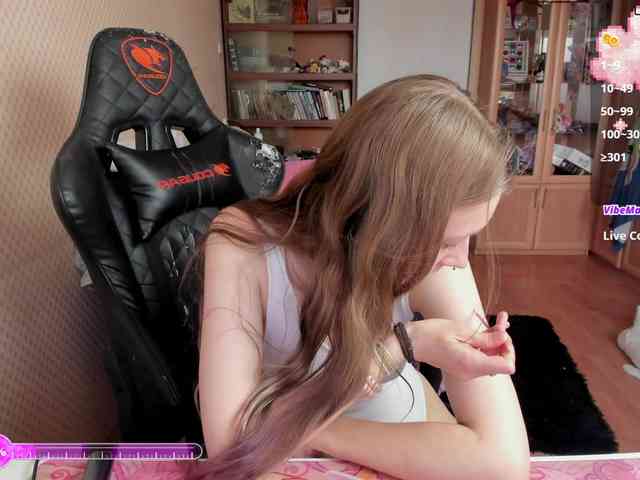 cuteMila webcam