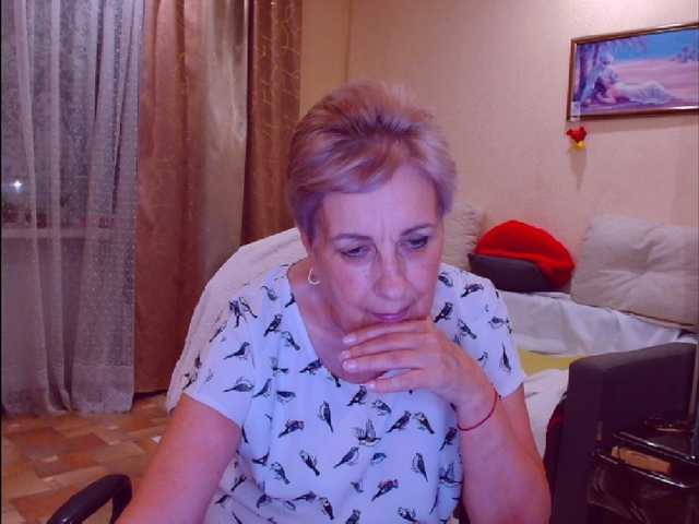 Kira9476 live cam on BongaCams