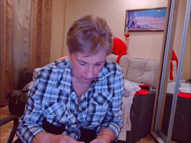 Kira9476 live cam on BongaCams