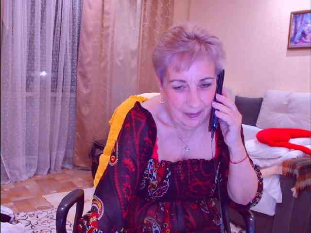 Victoria5643 webcam
