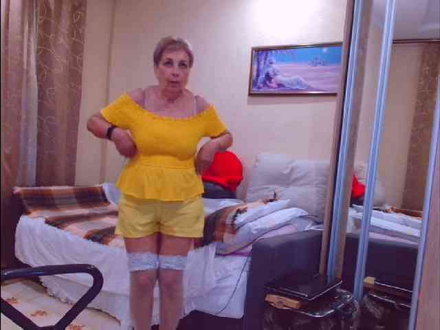 Victoria5643's cam show statistics and live stream