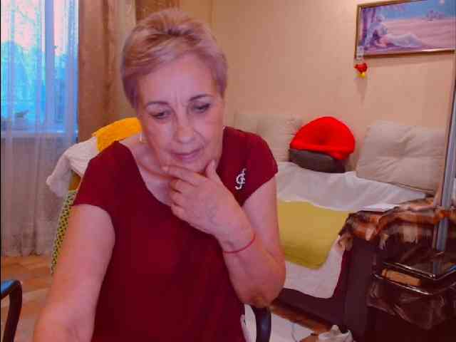 Victoria5643 webcam