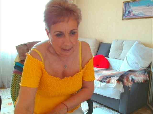Victoria5643 webcam