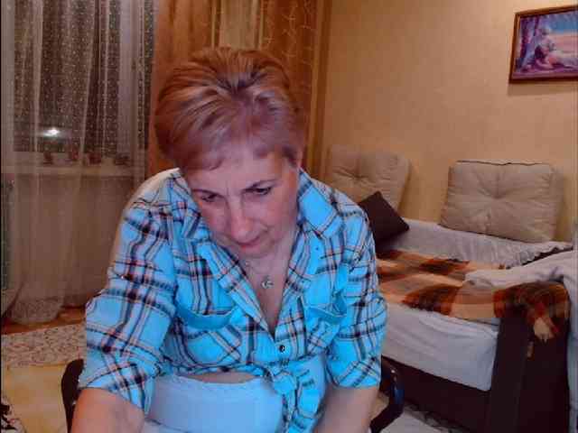 Victoria5643 webcam