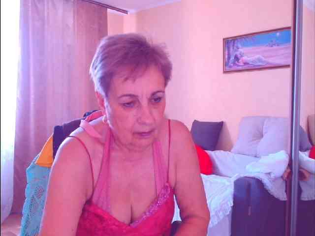 Victoria5643 webcam