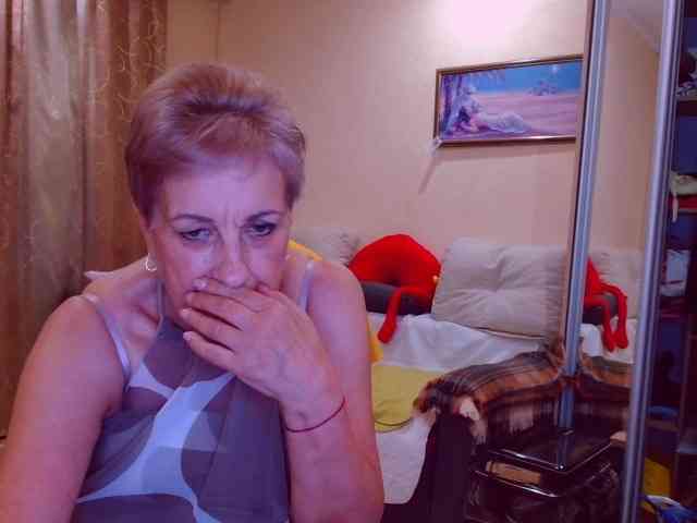 Victoria5643 webcam
