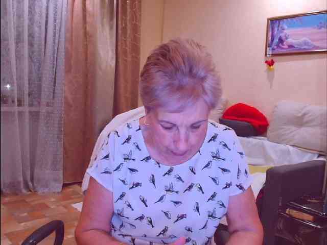 Victoria5643 webcam