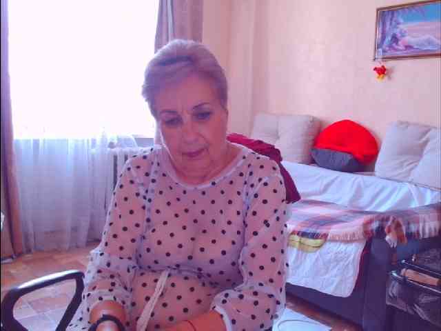 Victoria5643 webcam