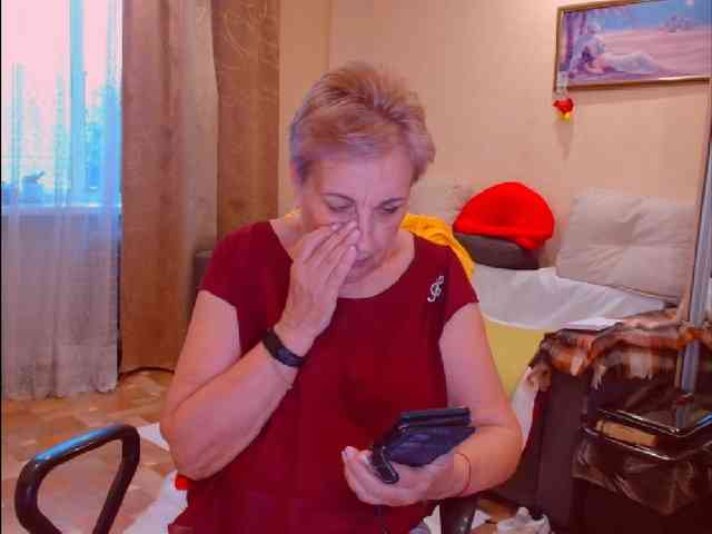 Victoria5643 webcam