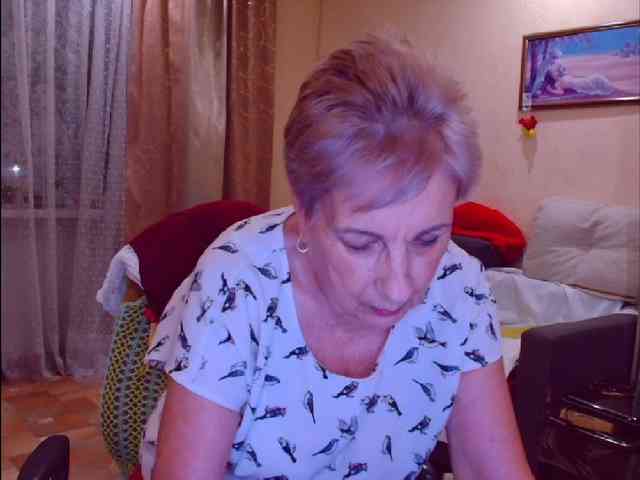 Victoria5643 webcam