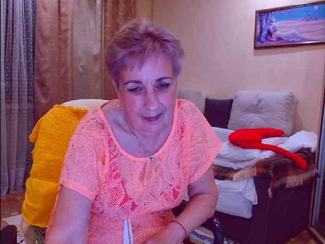 Victoria5643 webcam