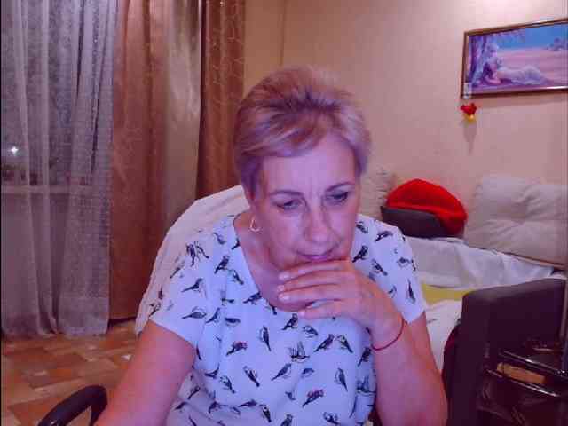 Victoria5643 webcam