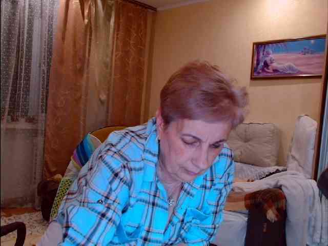 Victoria5643 webcam