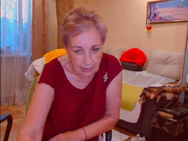 Victoria5643 webcam