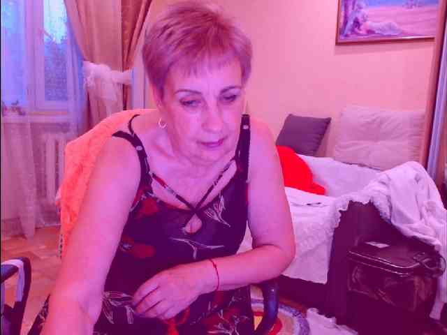 Victoria5643 webcam