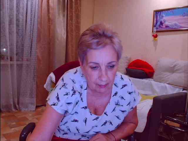 Victoria5643 webcam