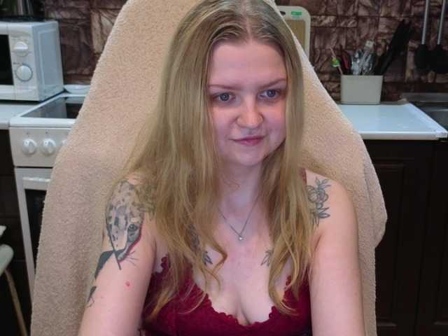 AnitaVine live webcam show