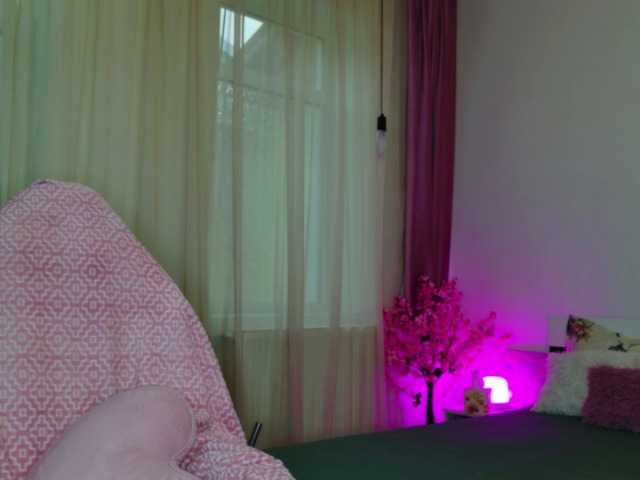 Xazaleea live cam