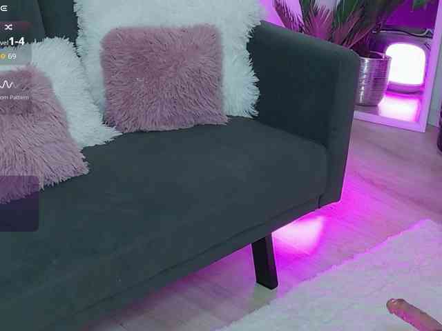 xazaleea_ webcam