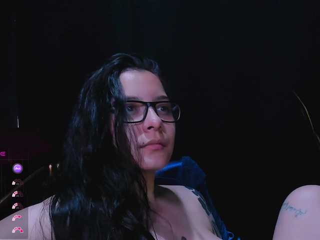 LilithDark live cam on BongaCams