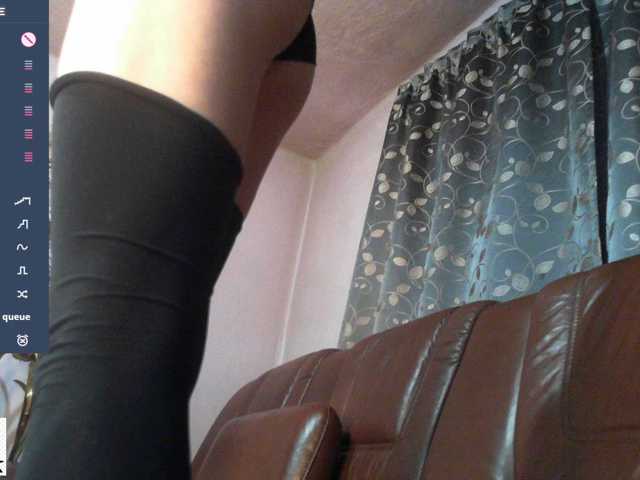 LiLR3beca live cam on BongaCams
