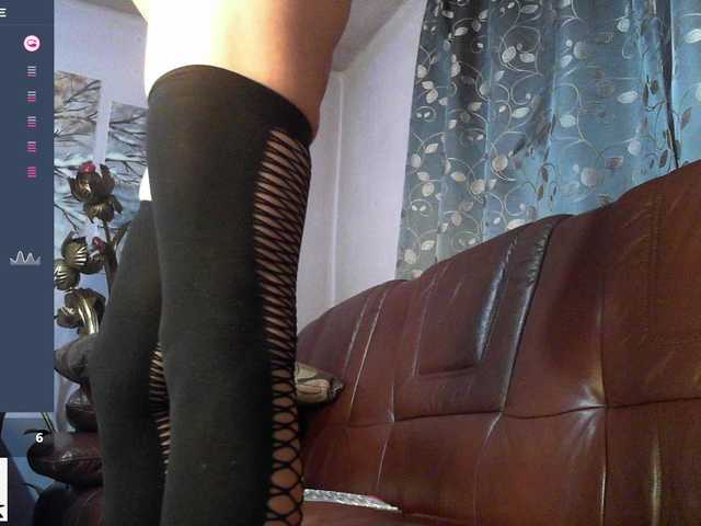 LiLR3beca live cam on BongaCams