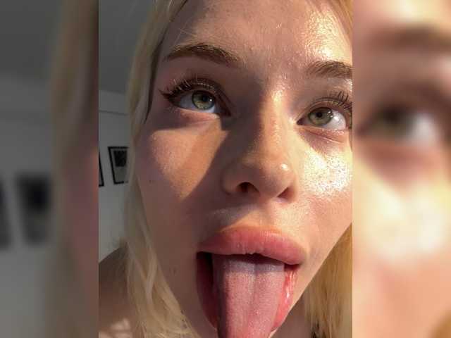 VladaMais live cam on BongaCams