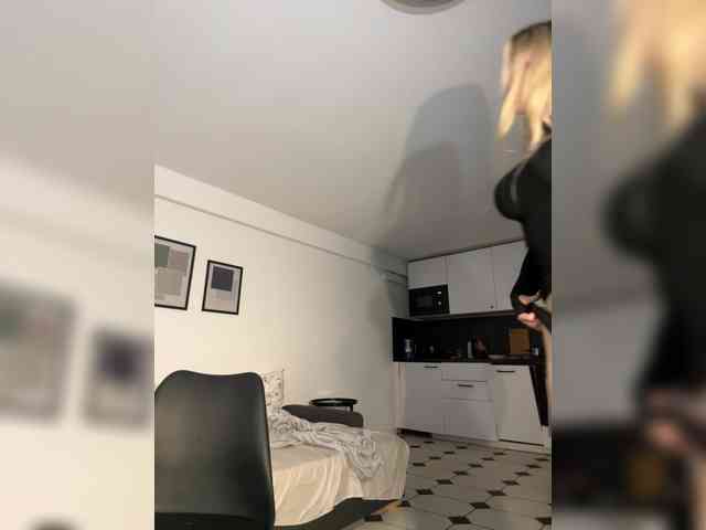 VladaMais webcam