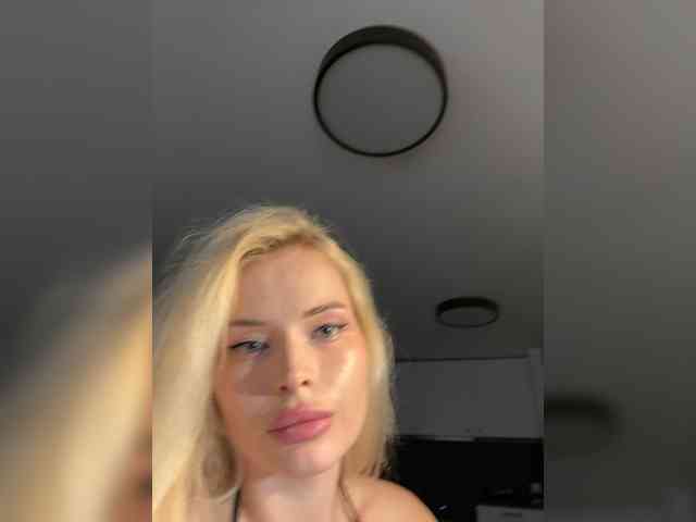 VladaMais webcam