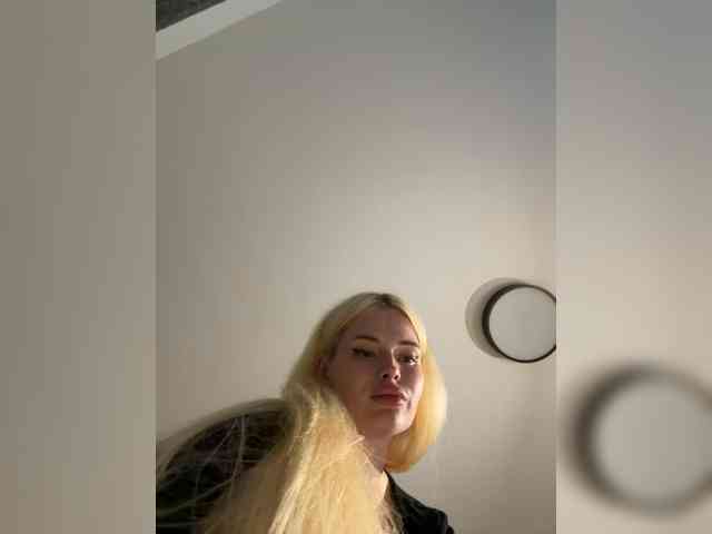 VladaMais webcam